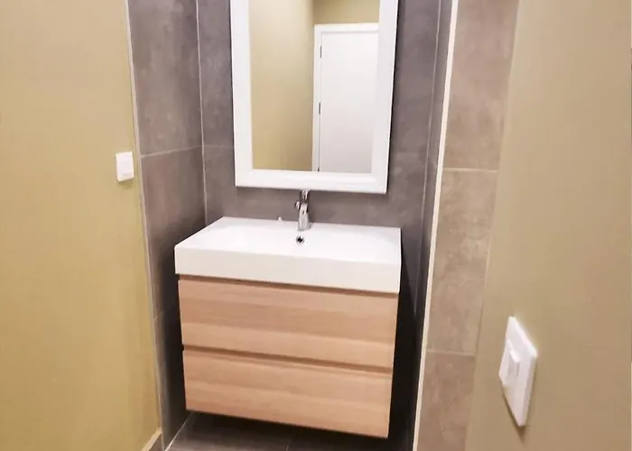 No X - Center アパート *